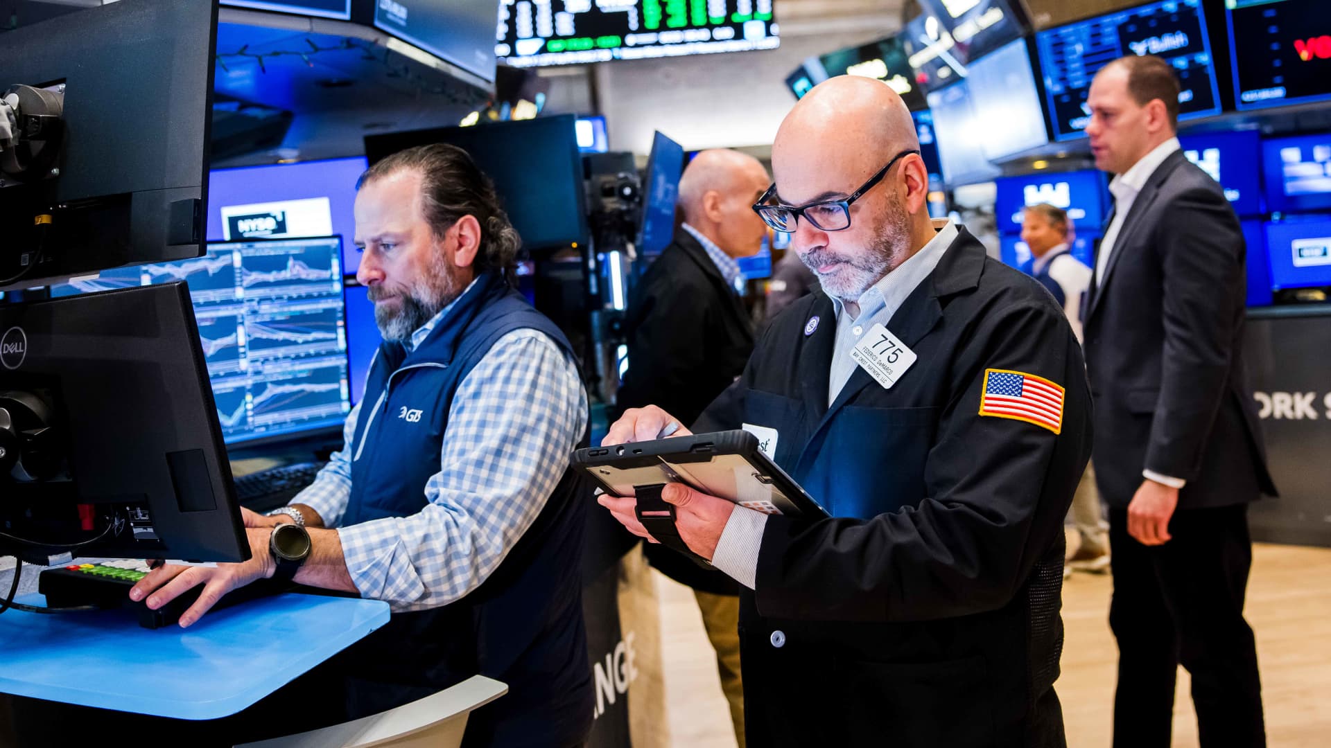 Investors are leaving cash to buy stocks. That's a sell signal, Bank of America says