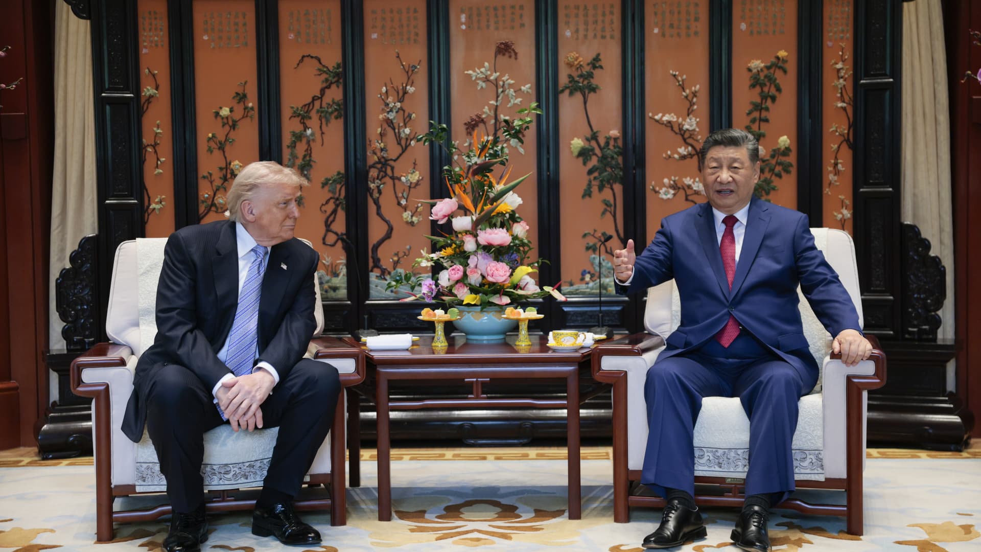 Trump wraps up two-day China trip; invites Xi for a September visit