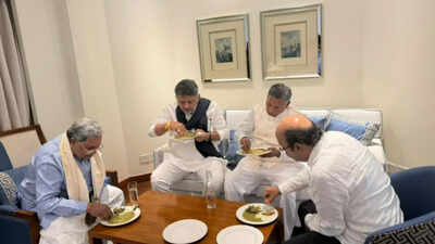 After breakfast diplomacy, Siddaramaiah-DK Shivakumar meet over lunch in Delhi | India News