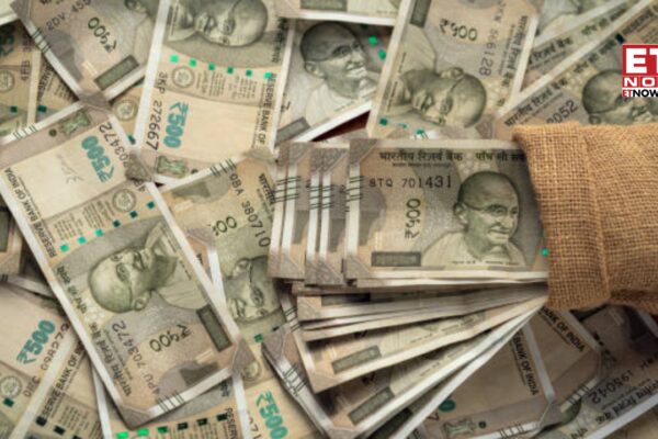 Rupee At Fresh Record Low: Breaches 96 mark against US Dollar, falls nearly 7% so far this year