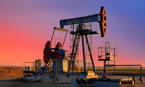 Oil prices steady as US and Iran weigh fresh proposal to end war