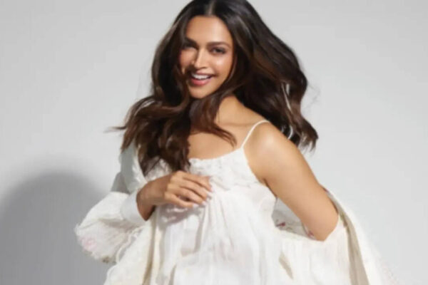 Deepika Padukone debuts baby bump on 'King' sets in South Africa; Pics send fans into frenzy |