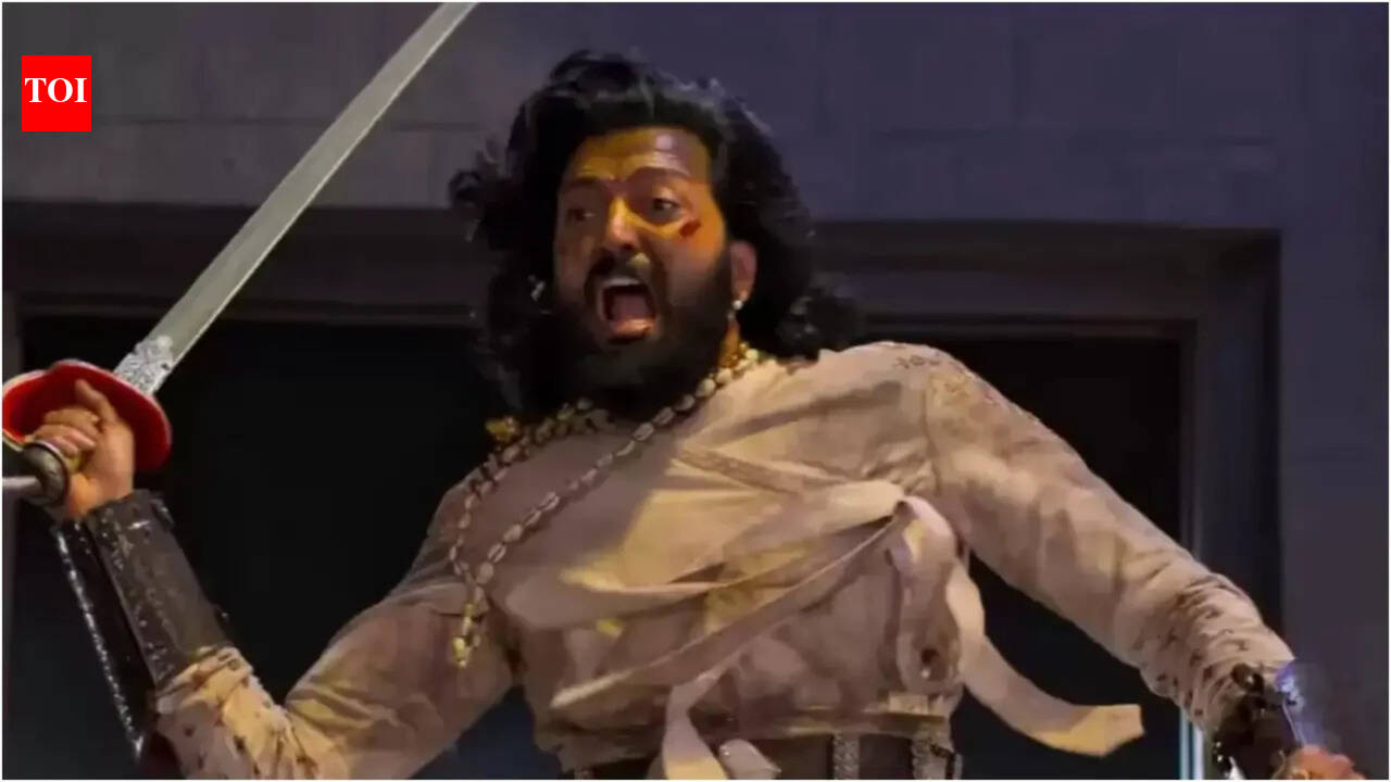 Raja Shivaji Box Office Collection: 'Raja Shivaji' box office collection Day 3 [LIVE]: Riteish Deshmukh starrer is inching towards the Rs 30 crore mark on first Sunday | Hindi Movie News