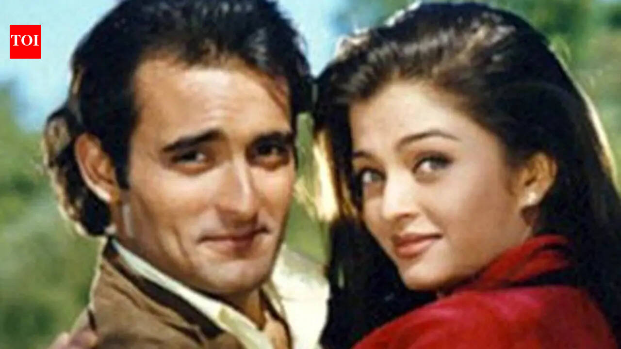 Akshaye Khanna: ‘Dhurandhar’ star Akshaye Khanna’s old dance video with Aishwarya Rai will take you back to nostalgic 90s | Hindi Movie News