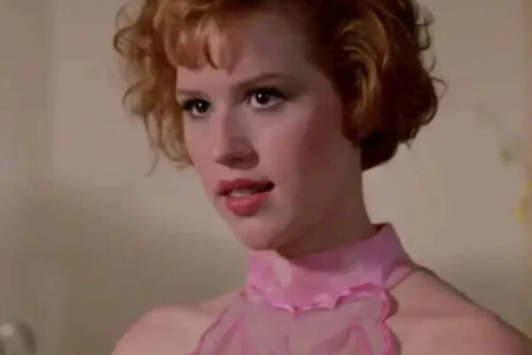 Molly Ringwald recalls most memorable moment from ‘Pretty in Pink’ set: ‘I had to do my finals on set’ |
