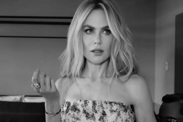 Quote of the day by Nicole Kidman: ‘Life has got all those twists and turns. You've got to hold on tight and off you go’ |