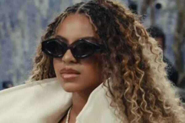 Met Gala 2026: Blue Ivy makes debut, joins mother Beyoncé at the white carpet stairs |