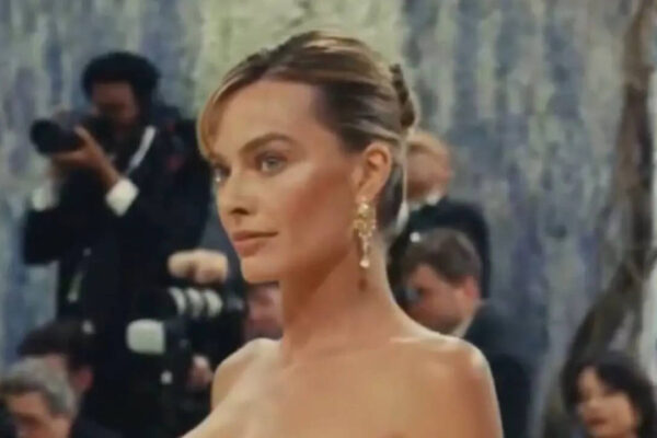 Met Gala 2026: Margot Robbie opts for a gold, stuns in a minimalist dress that took 761 hours to make |