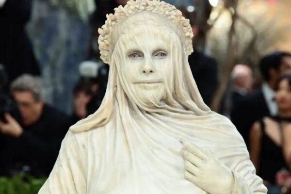 Heidi Klum: Heidi Klum Dazzles at Met Gala 2026 with Stunning Marble Sculpture Look |