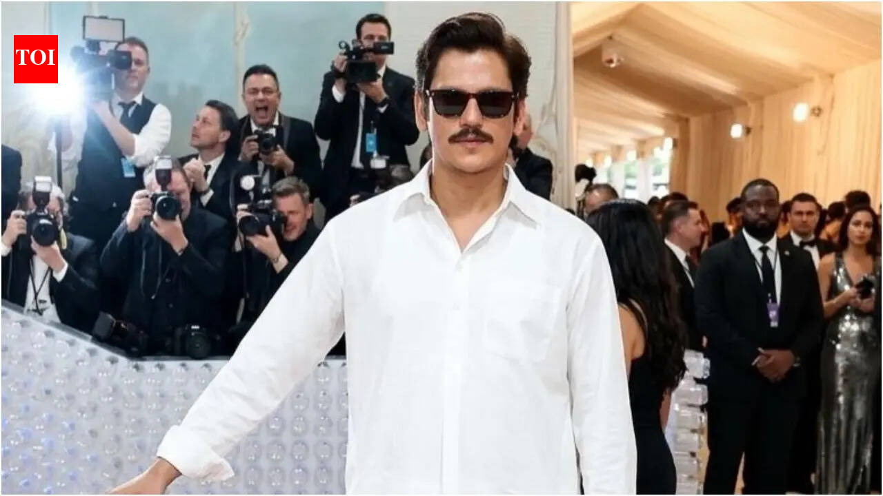 Vijay Varma: 'Cotton market se MET Gala tak': Vijay Varma brings ‘METka King’ twist to red carpet buzz | Hindi Movie News