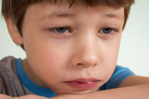 Parenting Mistakes: 5 things parents unknowingly do that break a child's heart