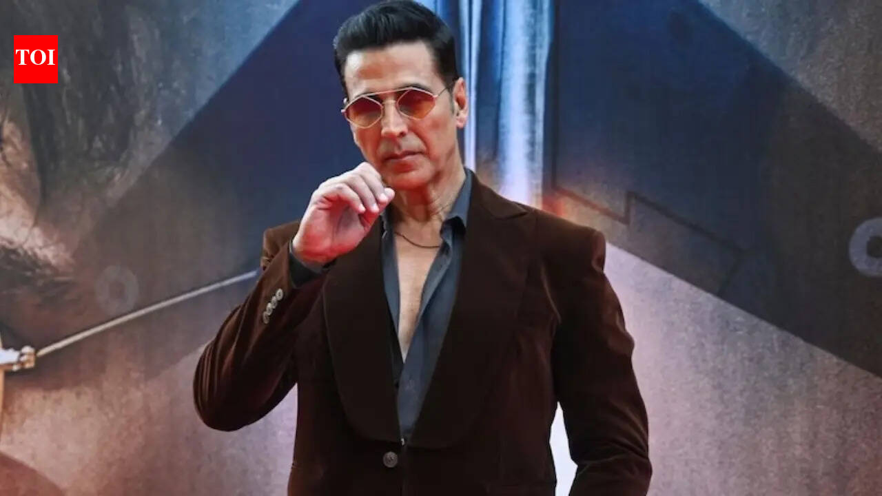 Akshay Kumar Eye Surgery: Akshay Kumar undergoes eye surgery for vision correction, the actor to take a short break now, after schedule wrap of Anees Bazmee's film | Hindi Movie News