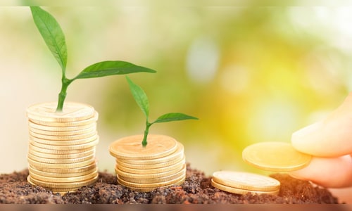 Top mutual funds across large & midcap categories: Santosh Joseph explains what’s driving returns