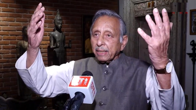 Mani Shankar Aiyar: 'Political stupidity': Mani Shankar Aiyar questions Congress for backing TVK without ensuring majority | India News