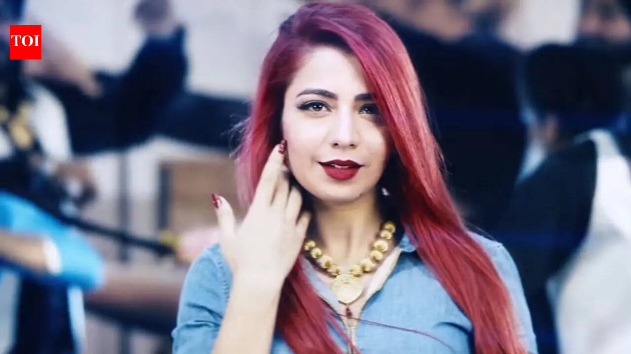 Jasmine Sandlas: 'Dhurandhar' singer Jasmine Sandlas relied on food stamps to survive in the US, got into drinking after father's demise: 'When he left, hum sab bikhar gaye' | Hindi Movie News