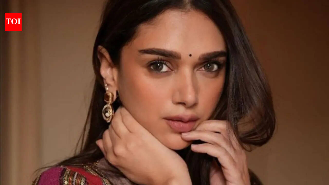 Aditi Rao Hydari: 'People say I have a cat-like face': Aditi Rao Hydari reveals why Siddharth thinks she resembles a 'golden retriever' | Hindi Movie News