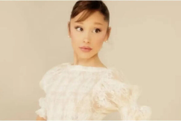 Quote of the day by Ariana Grande: ‘Love is a really scary thing, and you never know what's going to happen... It’s worth the fear’ |