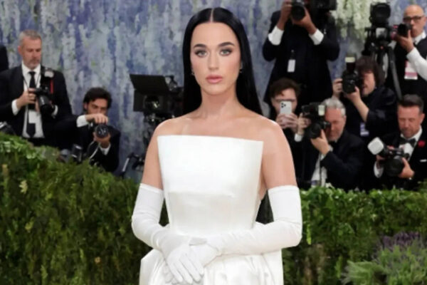 Katy Perry hilariously mourns ex Josh Groban’s engagement to Natalie McQueen with ‘The One That Got Away’ song | English Movie News