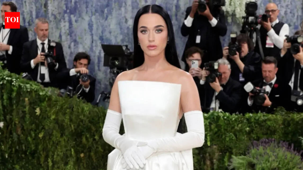 Katy Perry hilariously mourns ex Josh Groban’s engagement to Natalie McQueen with ‘The One That Got Away’ song | English Movie News