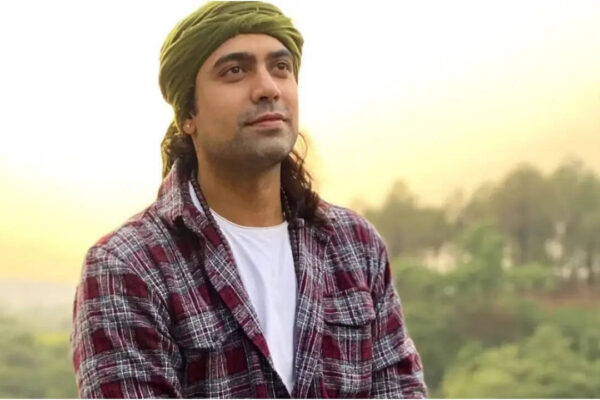 'Dhurandhar' singer Jubin Nautiyal brings home a pre-owned luxury BMW i7 electric sedan worth over Rs. 1.30 crore | Hindi Movie News
