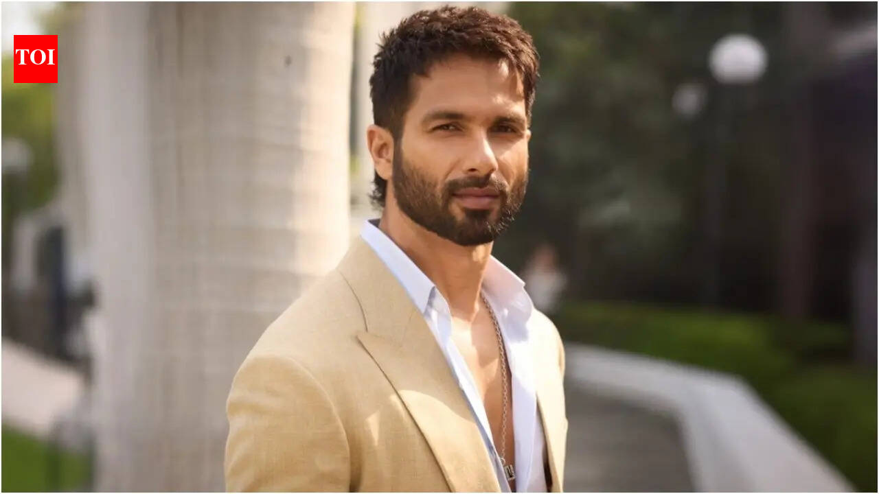 'No Entry’ sequel: Is Shahid Kapoor replacing Diljit Dosanjh to star alongside Varun Dhawan and Arjun Kapoor? | Hindi Movie News