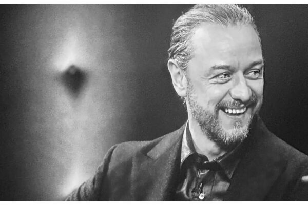 Quote of the day by James McAvoy: ‘I learned from a string of failed relationships; learned to stop jumping in at first sign of attraction’ |