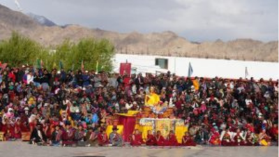 Holy Buddha relics return to Leh After Zanskar Visit