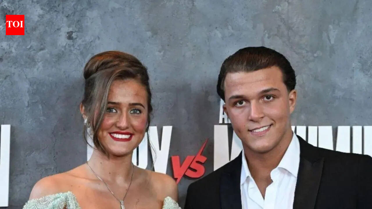 Family tensions and unexpected Crocs craze