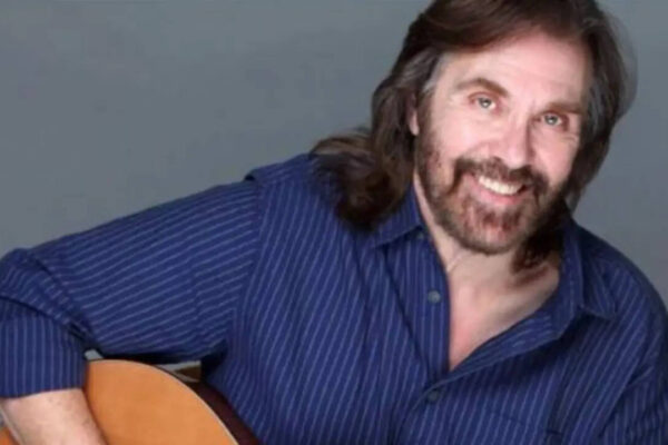 Dr. Hook frontman Dennis Locorrier passes away at 76 after a long battle with kidney disease