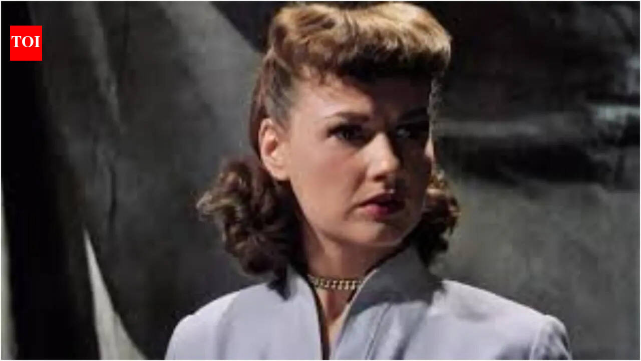 Ann Robinson, stuntwoman and cult sci-fi legend, dies at 96; death revealed eight months later