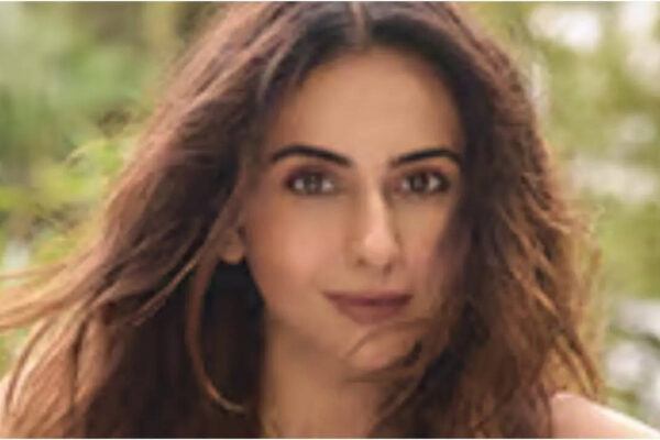 Rakul Preet Singh on forgiving 'one-time cheating'; Ayushmann Khurrana and Sara Ali Khan back her