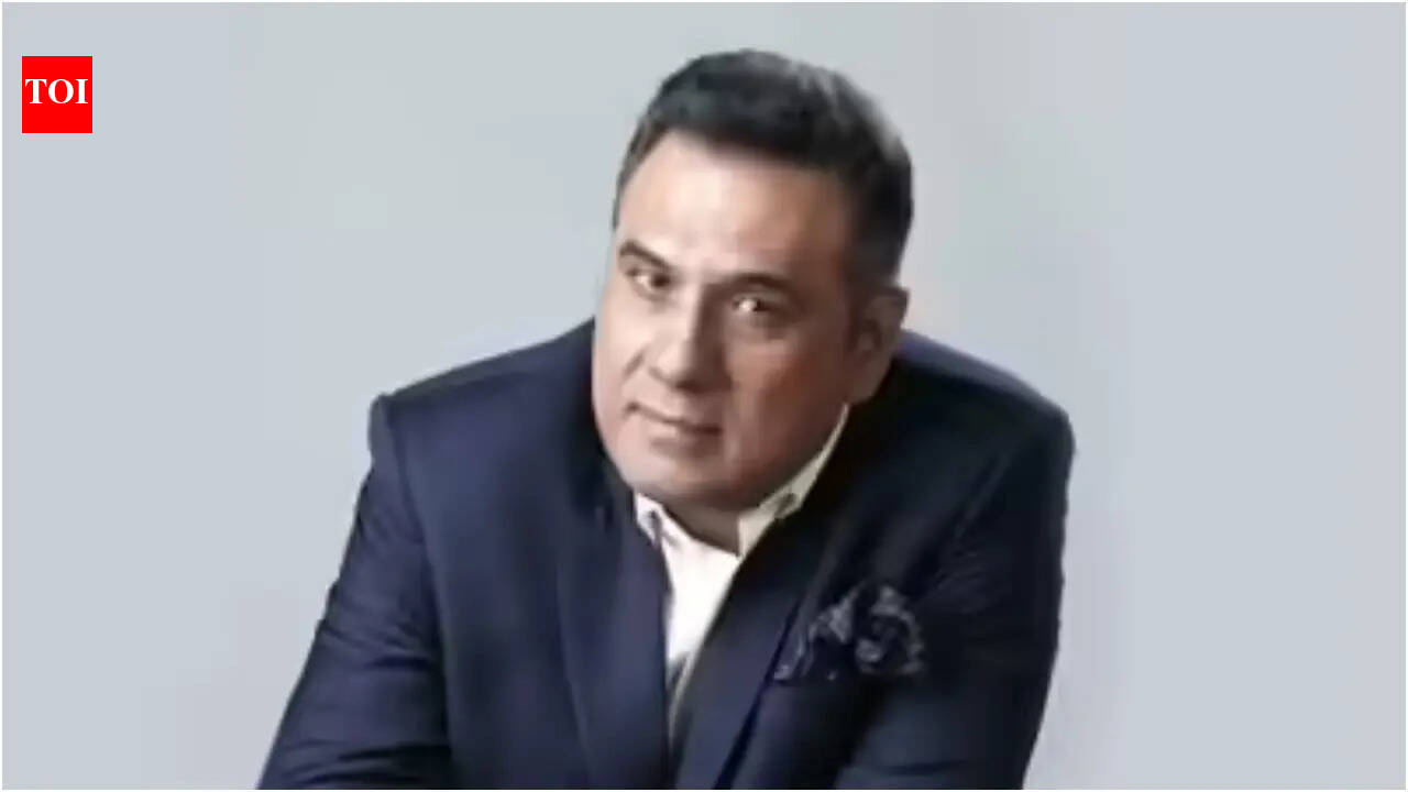 'My face literally shook': Boman Irani gets emotional recalling his heartwarming meeting with Dharmendra | Hindi Movie News
