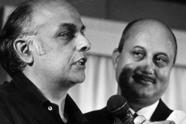 Anupam Kher called Mahesh Bhatt 'the biggest fraud' when he was removed from 'Saaransh': 'I was crying inconsolably' | Hindi Movie News