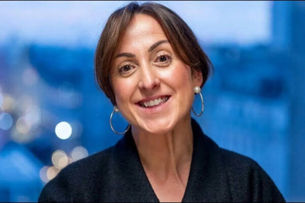 Natalie Cassidy: ‘Eastenders’ star Natalie Cassidy is training to become a professional carer after her father’s sudden passing: 'Spurred me on to do this' |