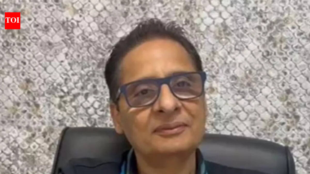 Hai Jawani Toh Ishq Hona Hai: Vashu Bhagnani slams Tips Music over song use in Varun Dhawan’s 'Hai Jawani Toh Ishq Hona Hai': 'Digital video rights are ours' | Hindi Movie News