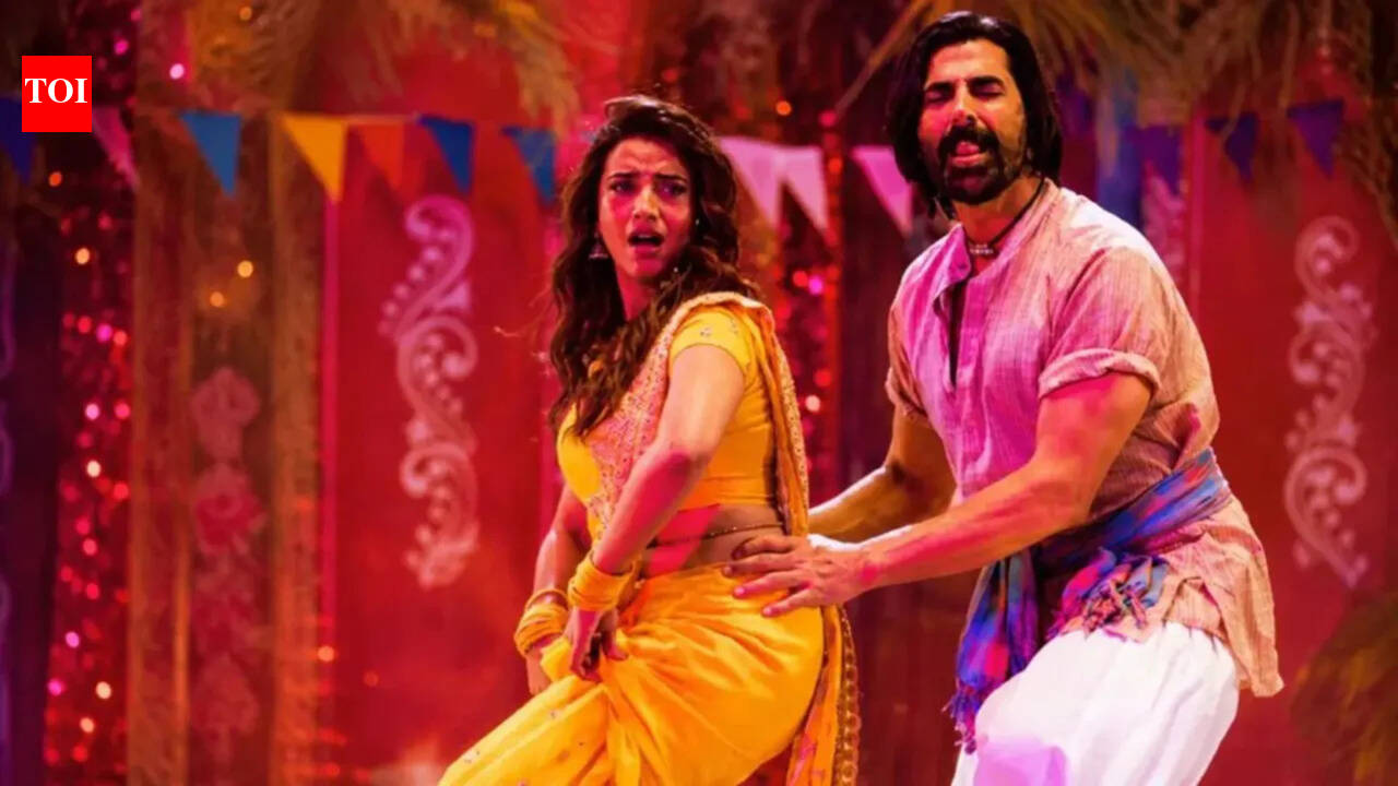 Bhojpuri star Akshara Singh on working with Akshay Kumar in ‘Welcome To The Jungle’ 'Ghis Ghis' song: 'Being a Bihari I got…’ |