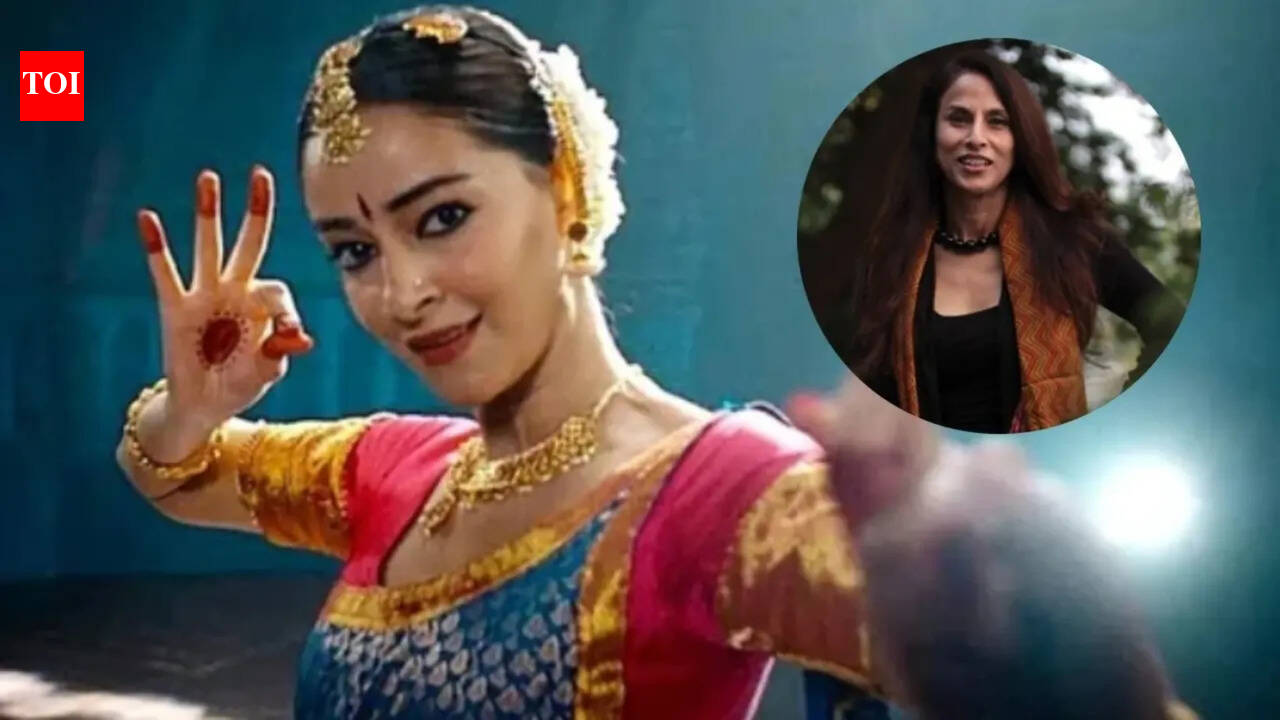 'Why target her?': Shobhaa De defends Ananya Panday amid ‘Nepo Natyam’ criticism over ‘Chand Mera Dil’s Bharatanatyam fusion dance | Hindi Movie News