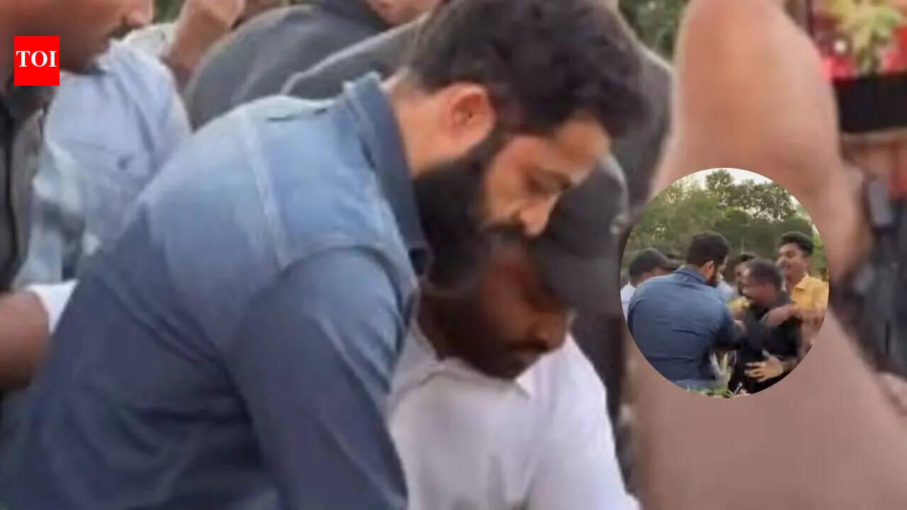 Jr Ntr: 'Dragon' star Jr NTR wins praise for helping fan who tripped and fell at his feet during NTR Ghat visit in Hyderabad - Watch | Telugu Movie News