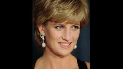 Princess Diana: Quote of the day by Princess Diana: “Carry out a random act of kindness, with no expectation of reward, safe in the knowledge that one day someone might do the same for you.” | World News