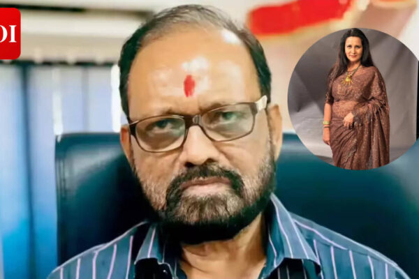 BN Tiwari Addresses Poonam Dhillon's Comments on Ranveer Singh 'Don 3' Controversy |