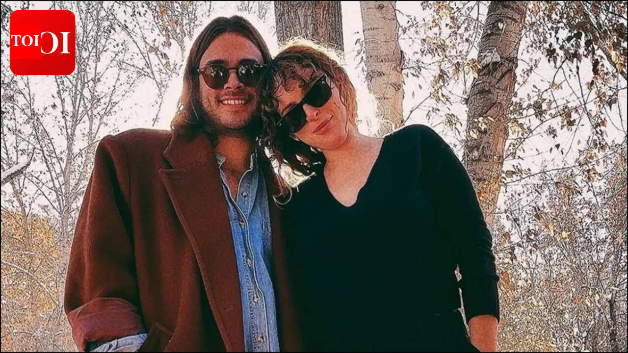 Rumer Willis: Bruce Willis' daughter Rumer Willis alleges ex Derek Richard Thomas emotionally abused her: ‘He wanted to isolate me’ |