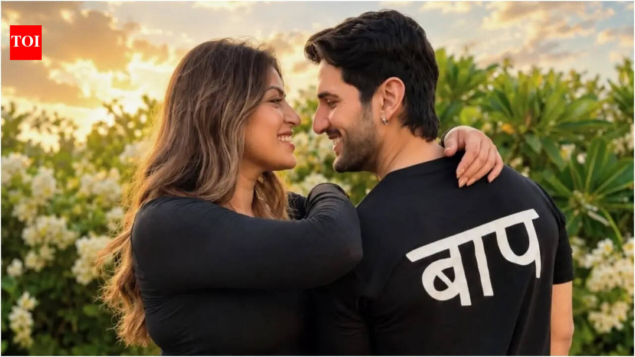 Aditya Seal and Anushka Ranjan announce their FIRST PREGNANCY; Ananya Panday, Mouni Roy and others celebrate the happy news | Hindi Movie News