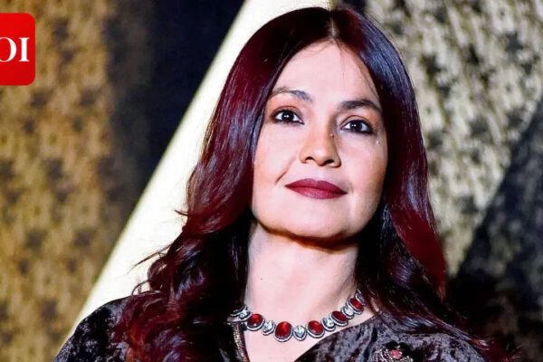 Pooja Bhatt clarifies she was ‘not naked’ in controversial body paint cover inspired by Demi Moore: ‘The idea was never to shock people’ | Hindi Movie News