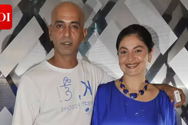 Pooja Bhatt says she realised her marriage with Manish Makhija was over when she felt lonely and didn’t want children: 'I lost myself' | Hindi Movie News