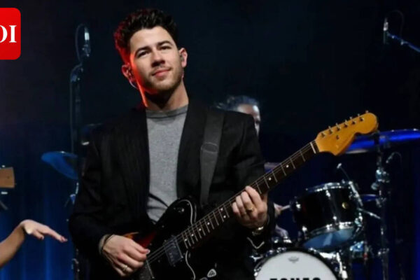 Nick Jonas reveals the surprising difference between preparing for concerts and filming scenes with Paul Rudd |