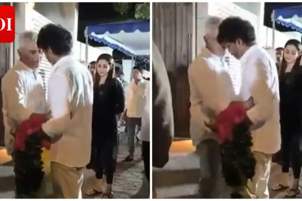 Ajith Kumar: Vijay and Trisha Krishnan reach Ajith Kumar's residence; Offer condolences after mother Mohini Mani's demise | Tamil Movie News