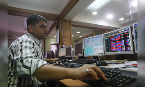Vikram Solar shares slip 4% as margin pressure offsets revenue beat