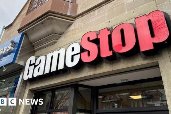 GameStop offers to buy eBay for $56bn