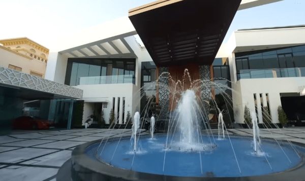 Born in a slum, Desi Bling’s Rizwan Sajan now lives in 40,000 sq ft house in Dubai | Web-series News