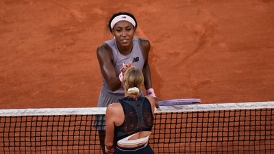 Defending champion Coco Gauff eliminated from French Open by Anastasia Potapova